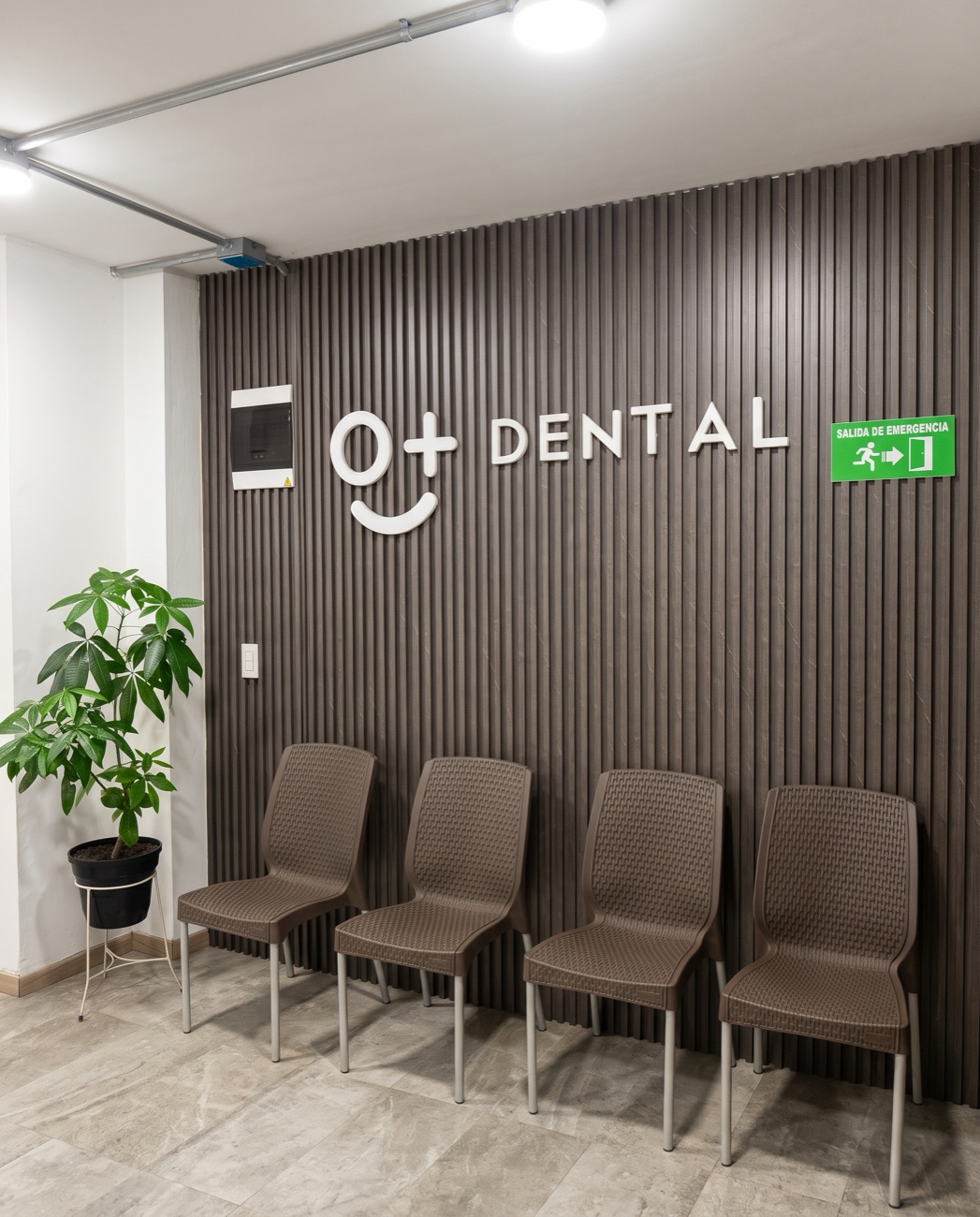 Sala de espera de Omas Dental O+